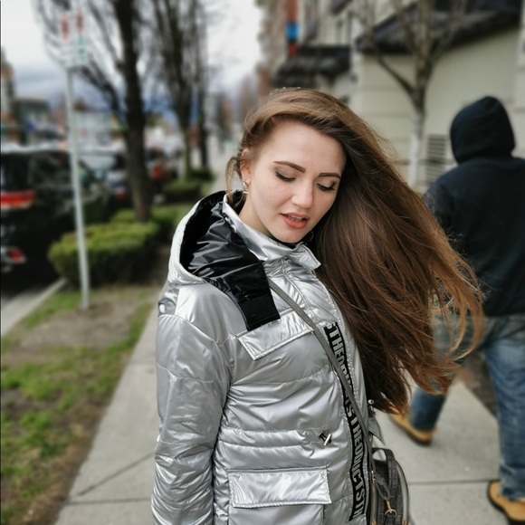 Spring/Fall silver jacket - Picture 2 of 8